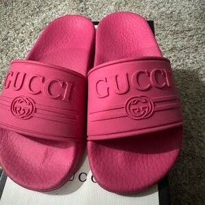 Gucci Fuchsia Slide Sandals